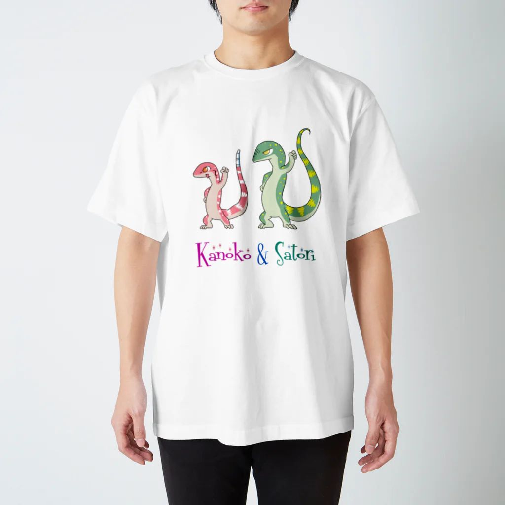 倉子倉次のさぁちゃんかのこちゃん Regular Fit T-Shirt