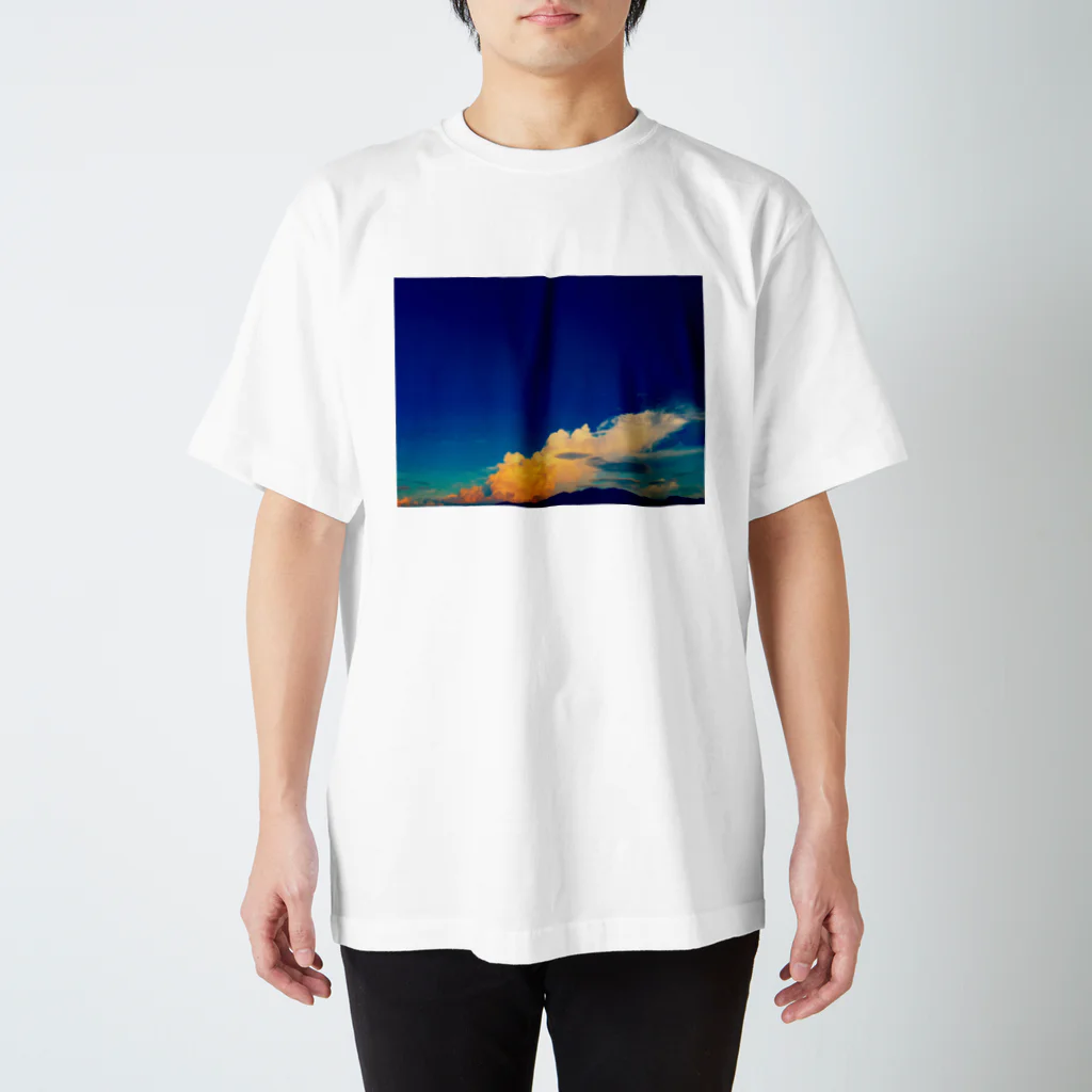 入り浸る絵画の夕焼け小焼け スタンダードTシャツ