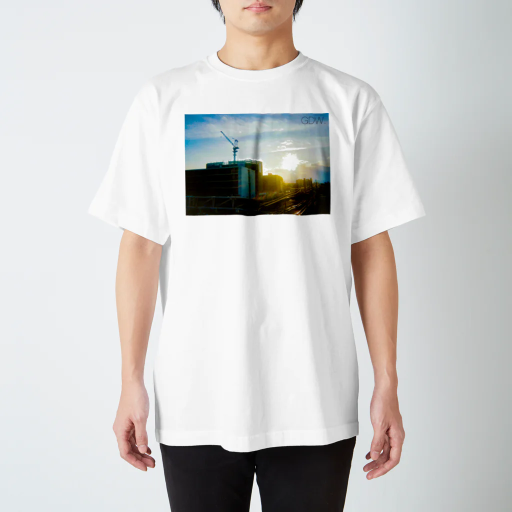 Geniee Design Works.のgdw.PhotoT Regular Fit T-Shirt