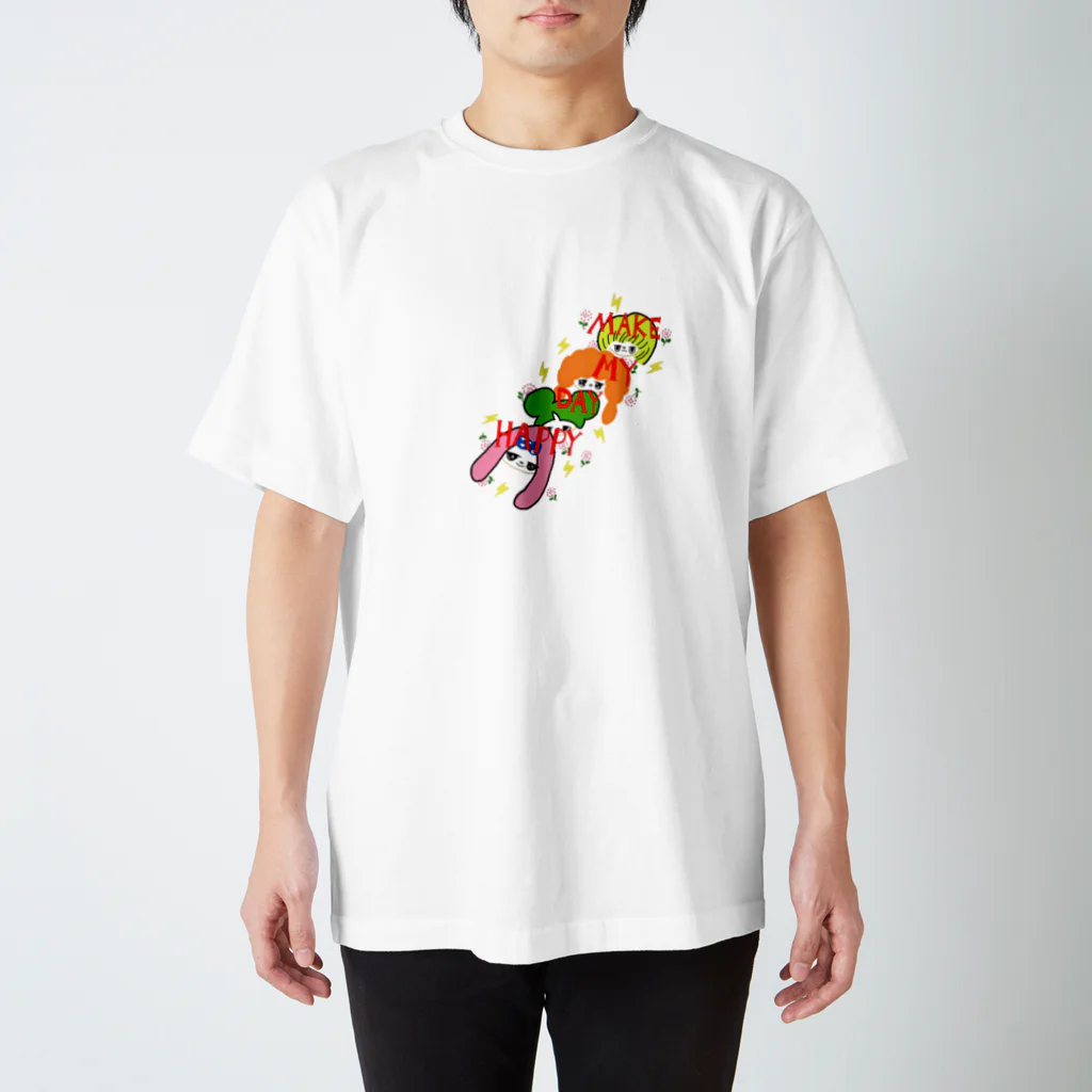 watayuの『MAKE MY DAY HAPPY』 Regular Fit T-Shirt