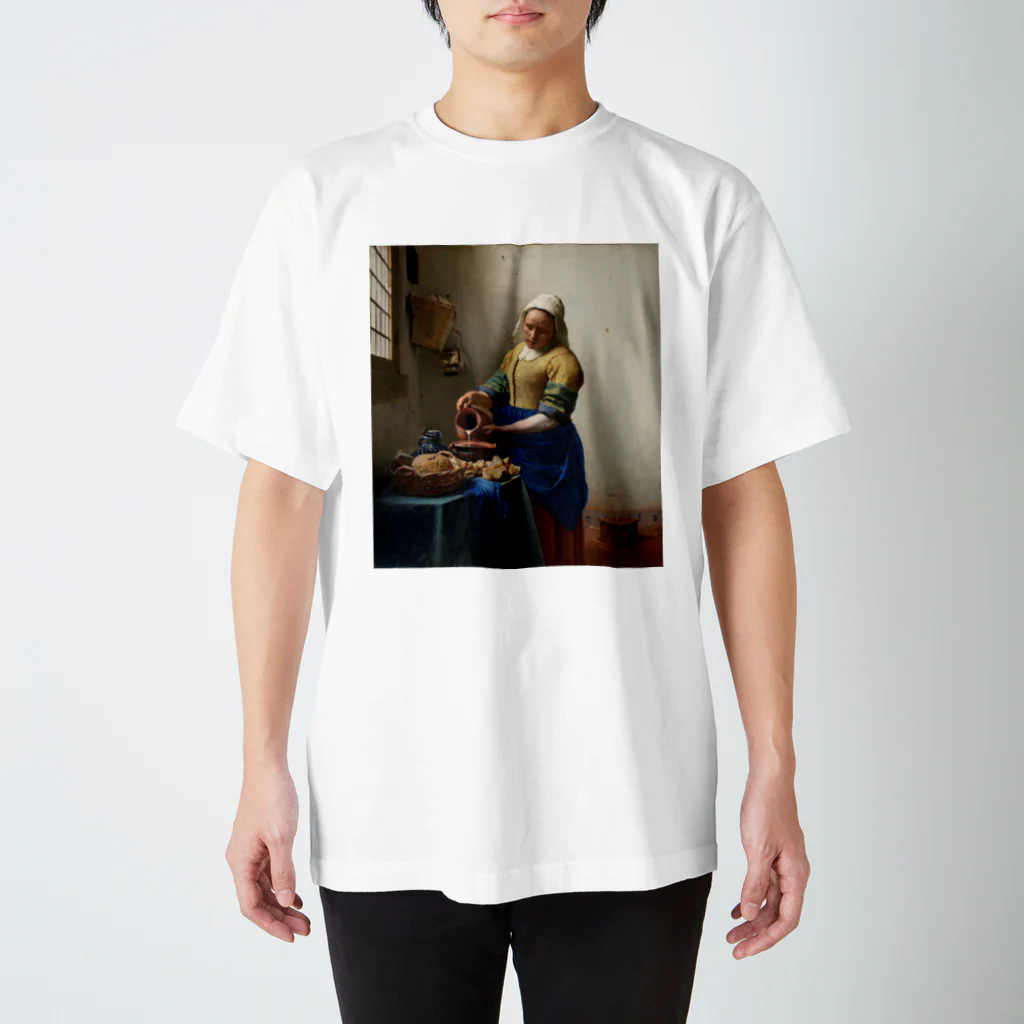 PALA's SHOP　cool、シュール、古風、和風、の牛乳を注ぐ女　Johannes Vermeer, ca. 1660 スタンダードTシャツ