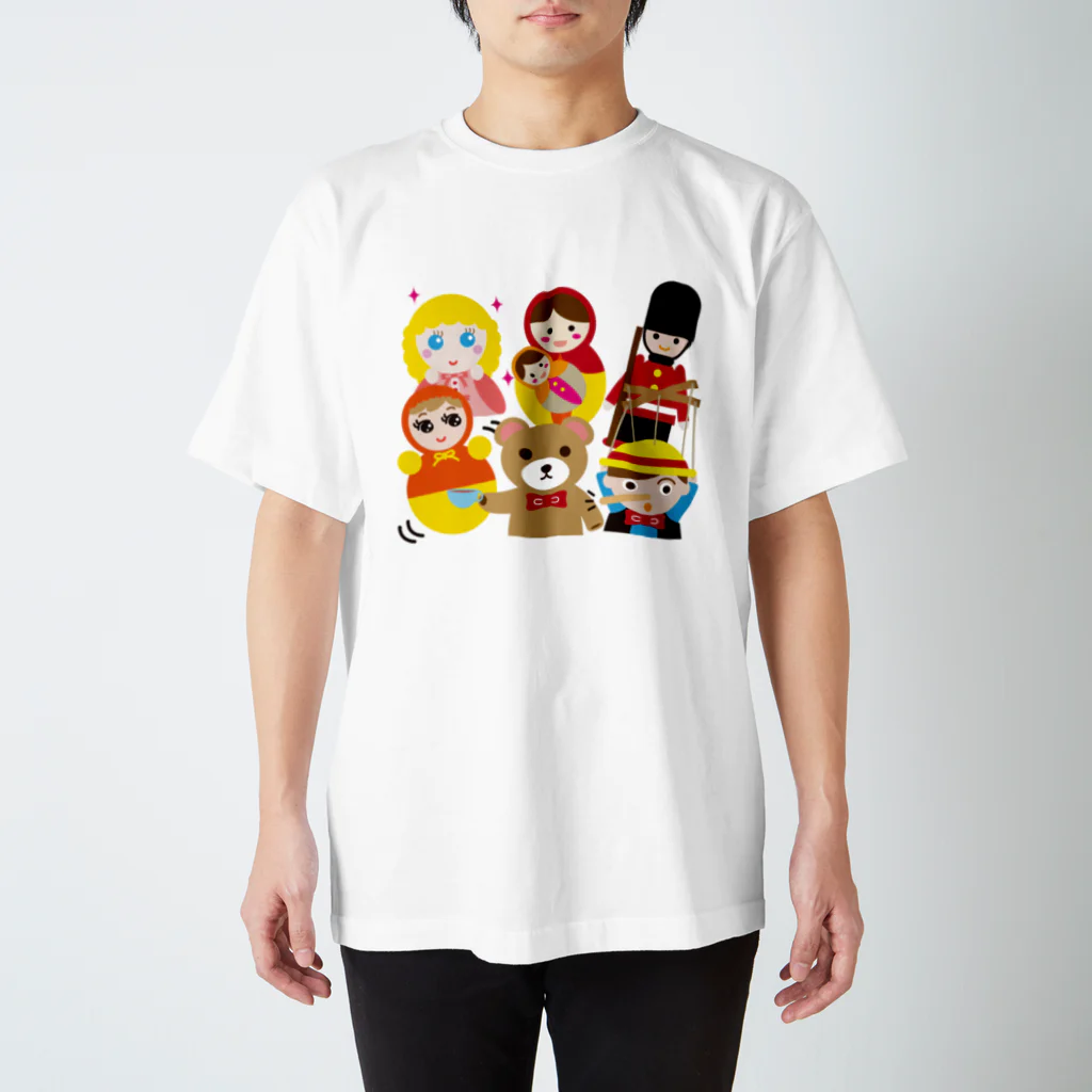 フォーヴァの世界の人形ALL－hina doll and dolls of the world－お雛はんと世界の人形たち－ スタンダードTシャツ