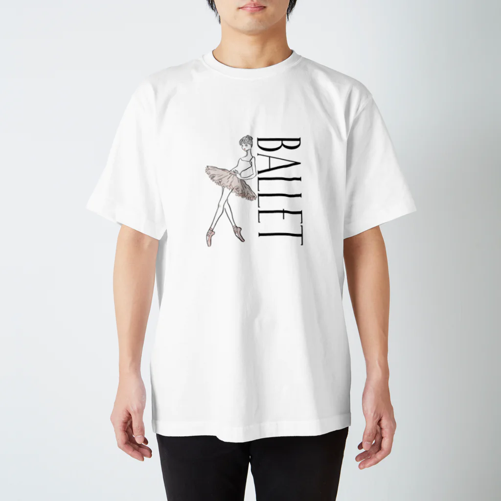 natsuriiina  (Instagram: @natsuriiiina___)のBallet Girl（WHITE） Regular Fit T-Shirt