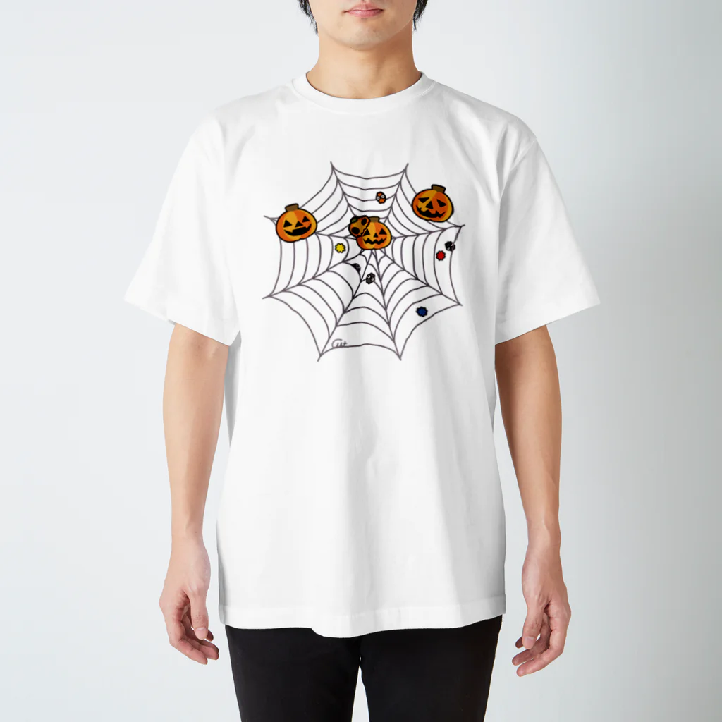 イラスト MONYAAT の蜘蛛の巣　今日の獲物はかぼちゃ スタンダードTシャツ