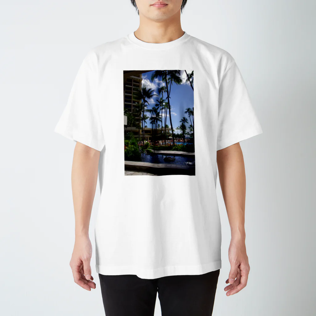 ugTVのハワイでパシャリ Regular Fit T-Shirt