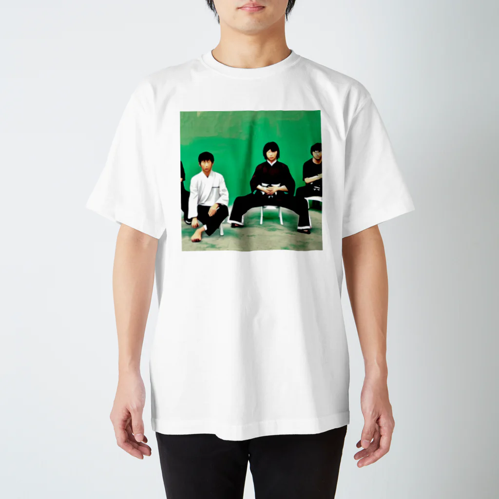 ぱぱぬいのAIアーティスト010 Regular Fit T-Shirt