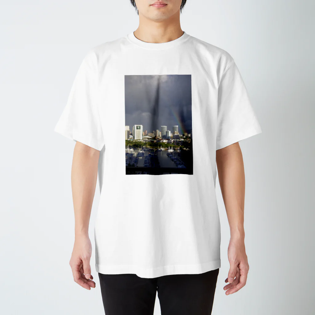 ugTVの虹inハワイ Regular Fit T-Shirt