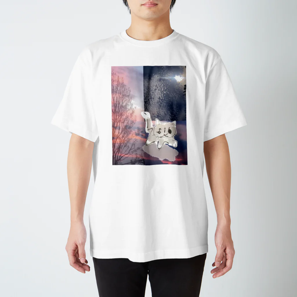 izumimimimimimiの空と雲と太陽と猫 ロングバージョン Regular Fit T-Shirt