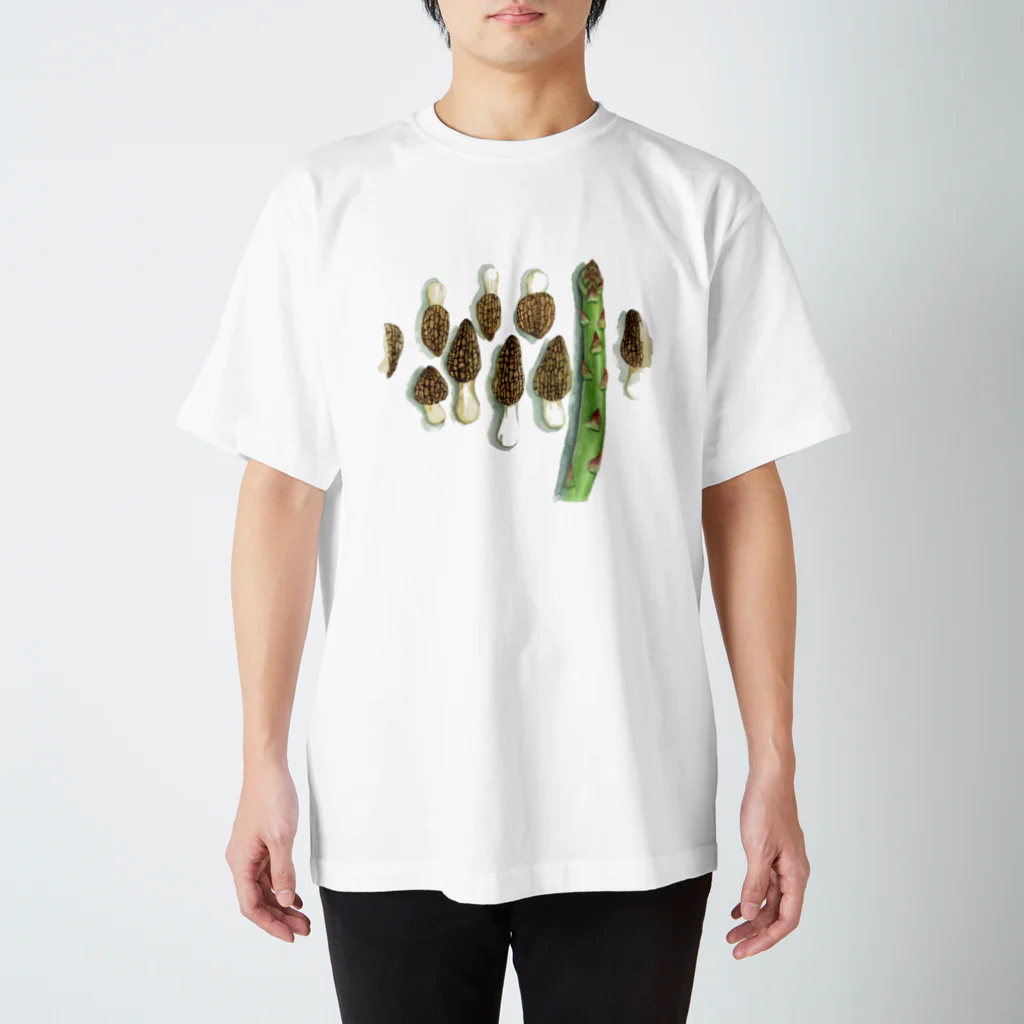 キノコの小部屋 MushAndRoomのトガリアミガサタケ【菌類図譜 キノコ きのこ】 Regular Fit T-Shirt