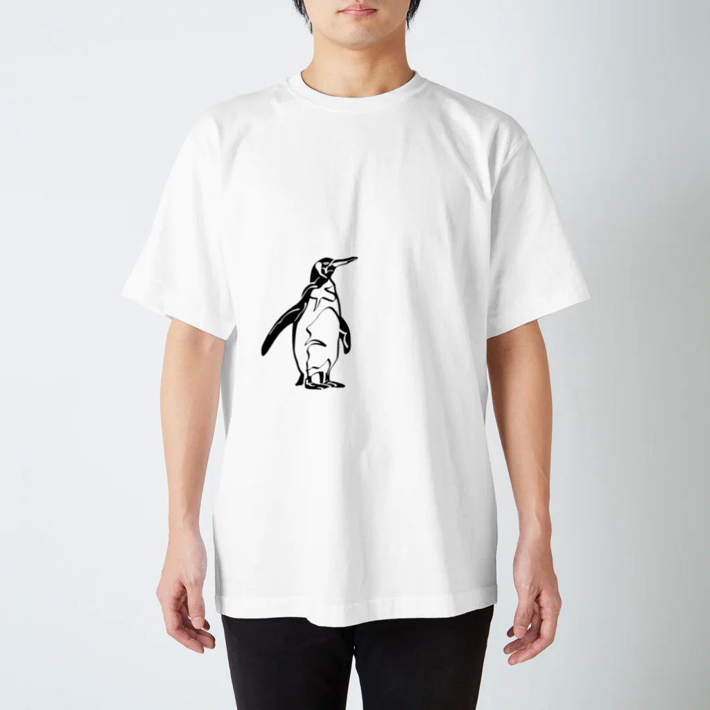 junichi-goodsのペンギン（モノクロ） Regular Fit T-Shirt