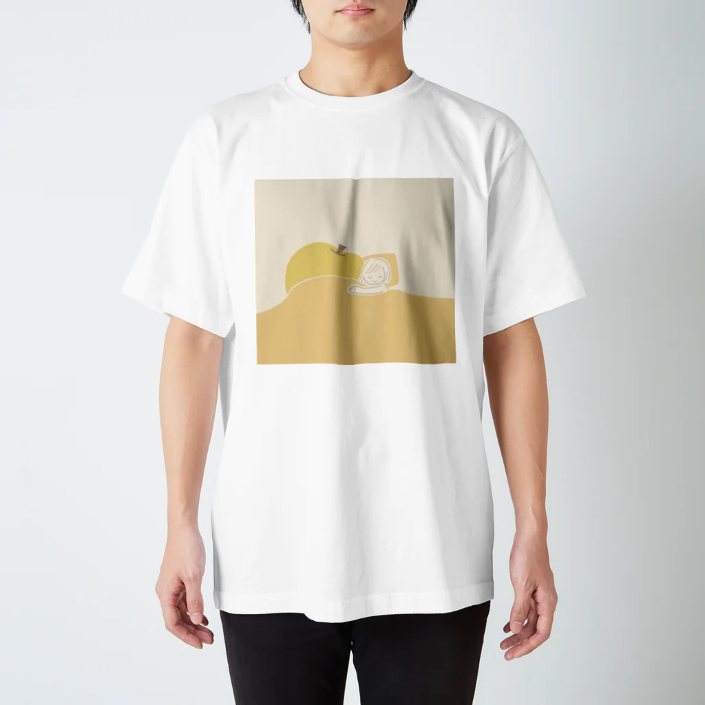 はやし企画の梨を撫でながら寝たい Regular Fit T-Shirt