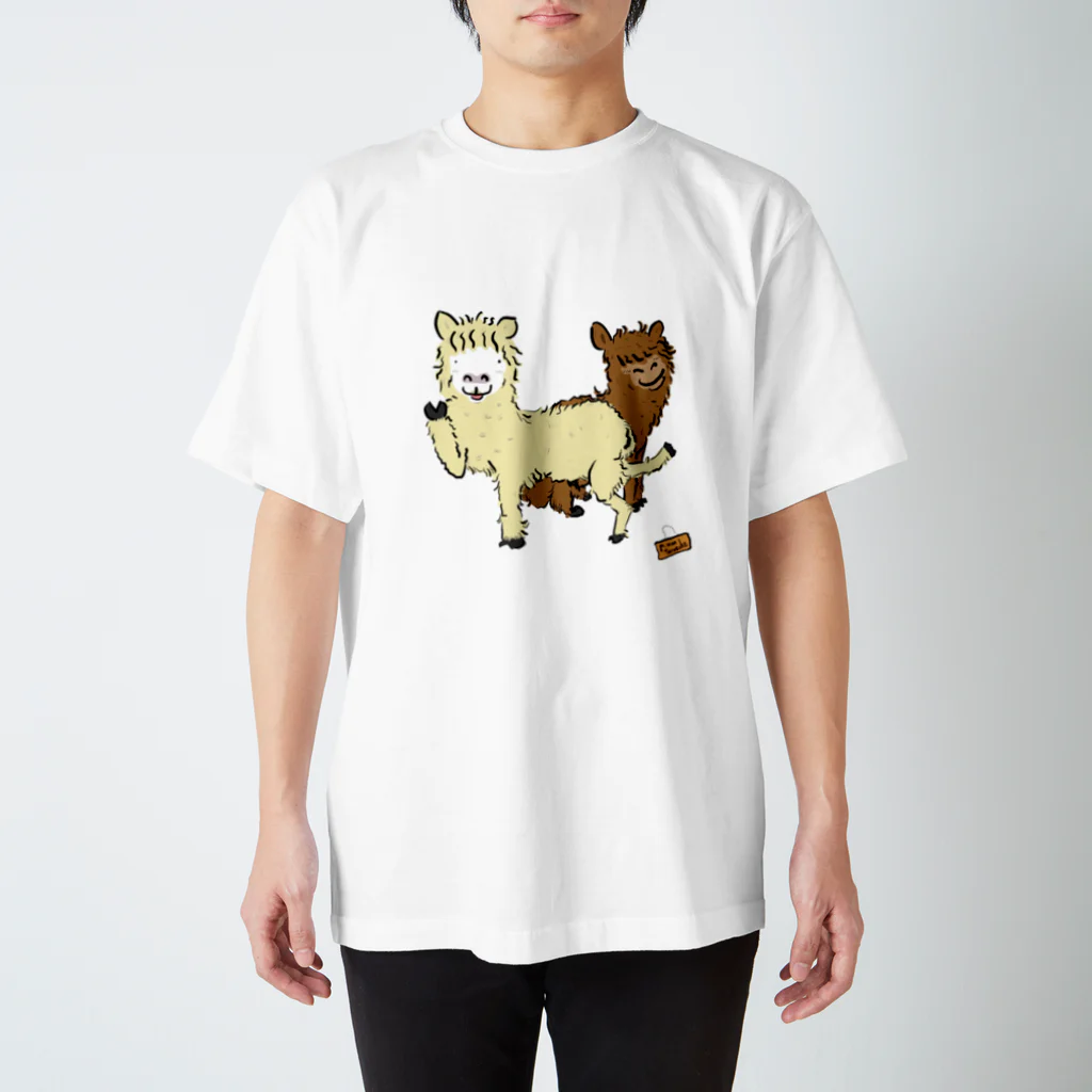 Sunny Heart　野生動物保護 wildlife carerのアルパカ　ココ＆テディ  Regular Fit T-Shirt