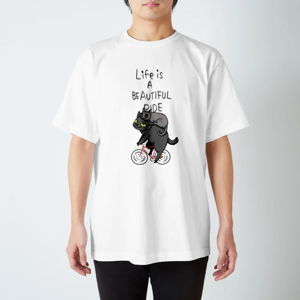 真希ナルセ（マキナル）のLife is a beautiful ride（黒猫とグレー猫） スタンダードTシャツ