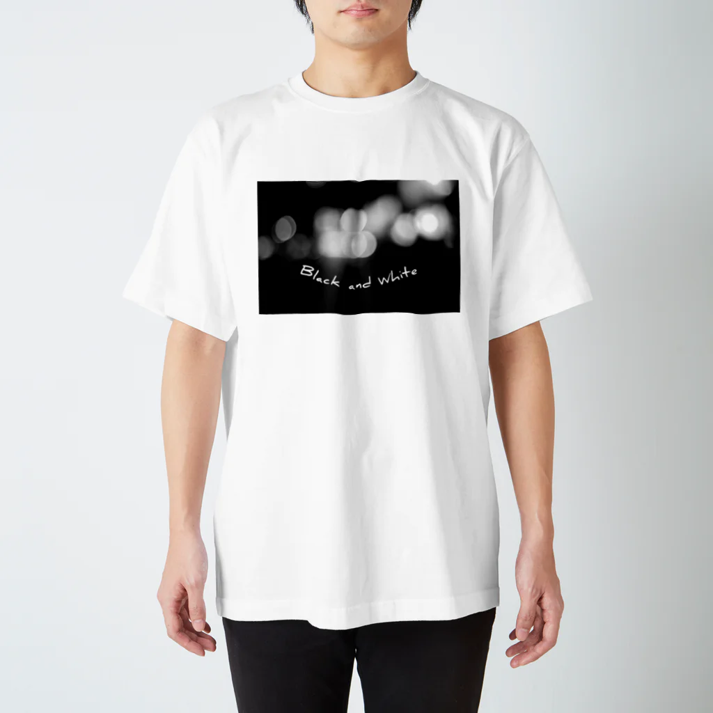 FILM CANERA FANのモノクロの玉ボケ スタンダードTシャツ