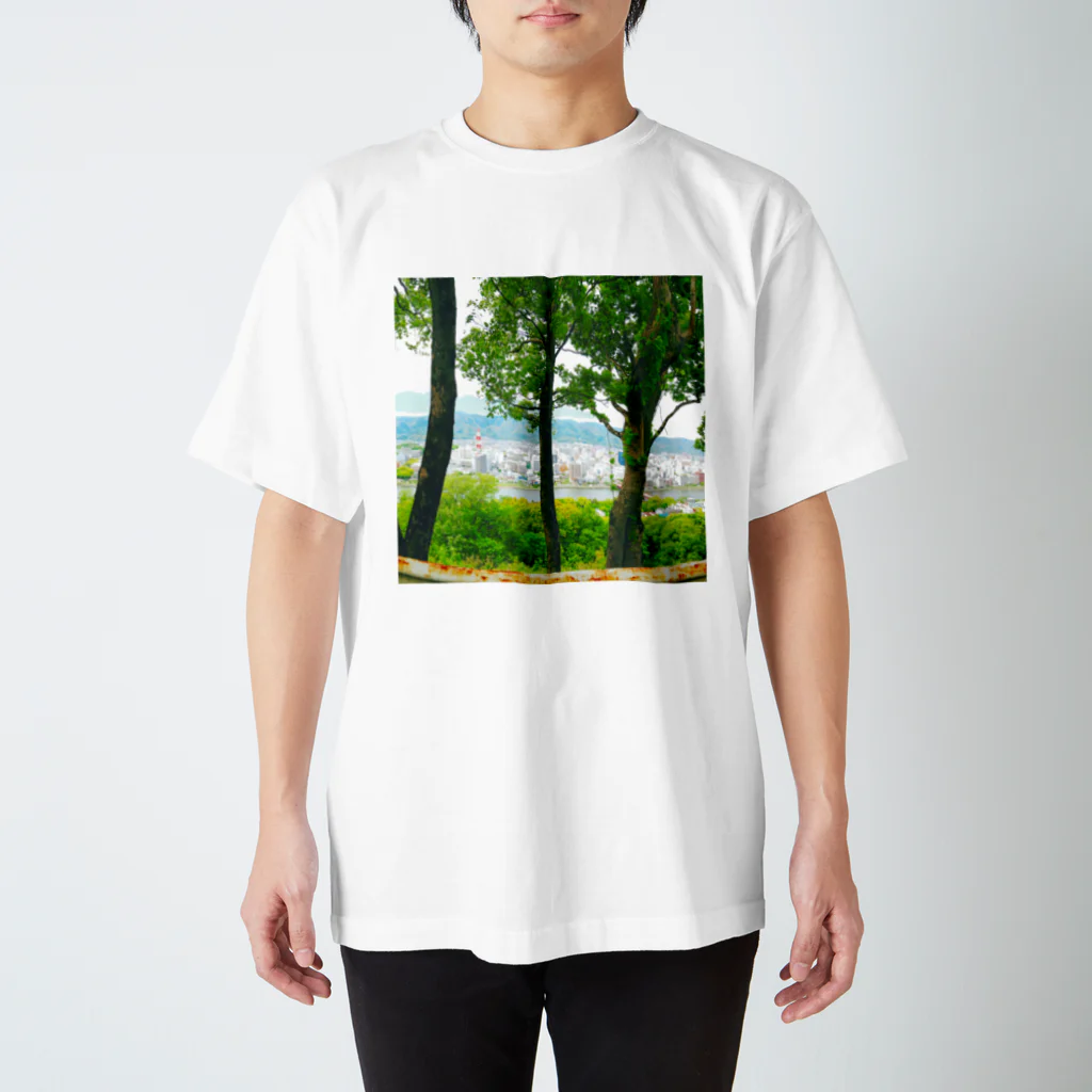 朝比奈恵のそよそよ展望台 Regular Fit T-Shirt