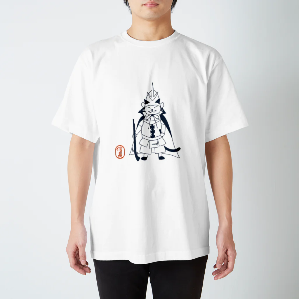 伝統色と家紋のいろは OFFICIAL STOREの信長ねこ【戦国猫武将シリーズ】 スタンダードTシャツ