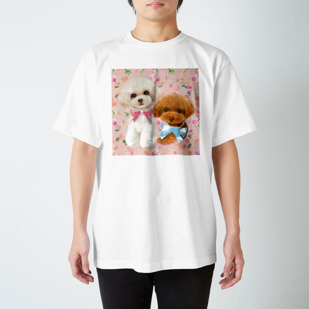 NORIMA'S SHOP のアプリコットとクリームカラーのトイプードルと薔薇のパターンイラスト スタンダードTシャツ