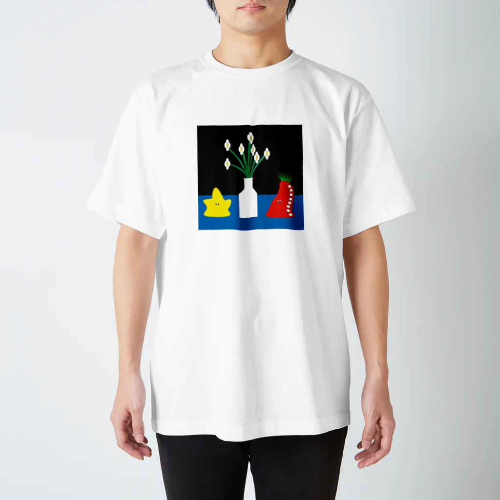 WAN_TAN SHOPのon the table Regular Fit T-Shirt