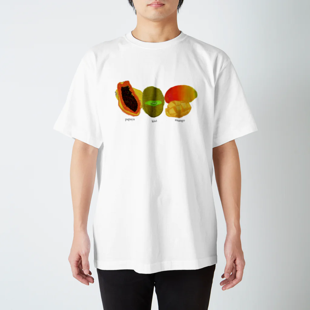 usagi-cuteのキウイパパイヤマンゴーだね Regular Fit T-Shirt