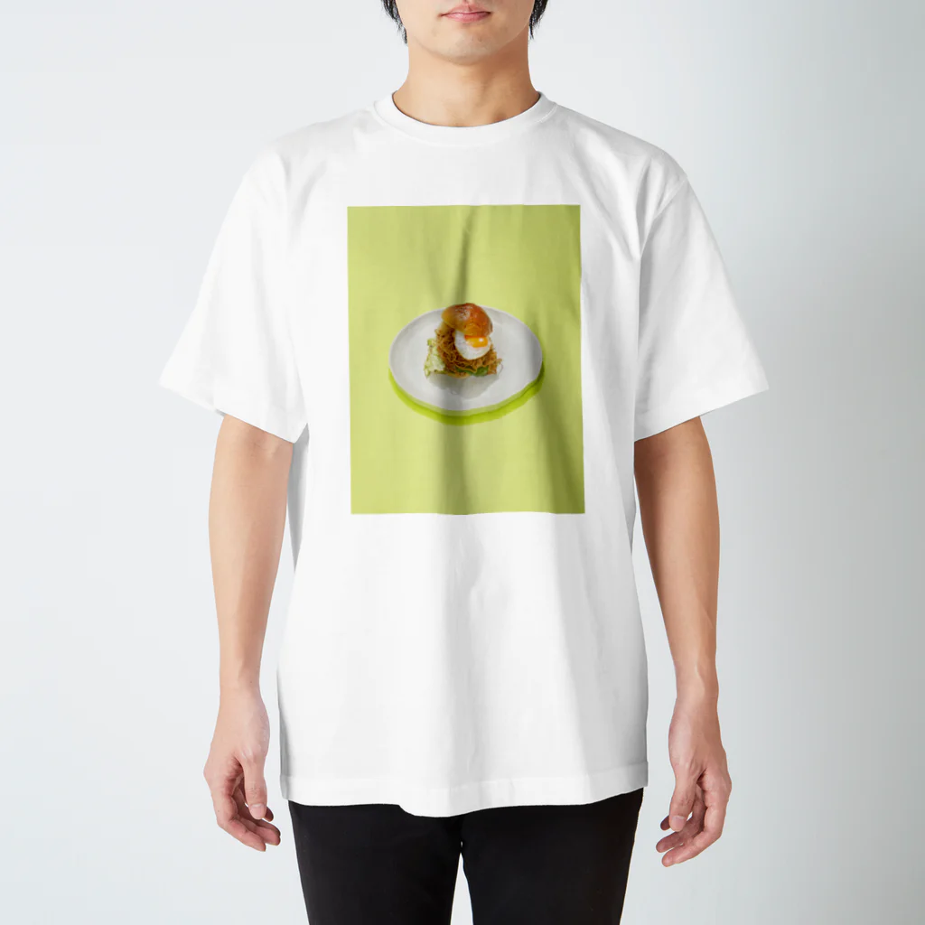 ara-araのヤキソババーガー Regular Fit T-Shirt