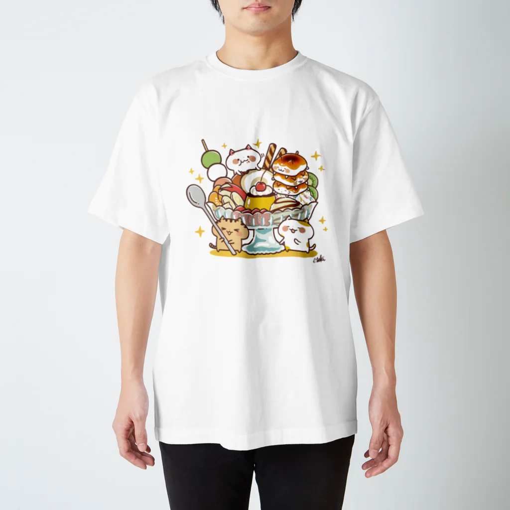 きゃらきゃらマキアートのジャンボパフェ Regular Fit T-Shirt