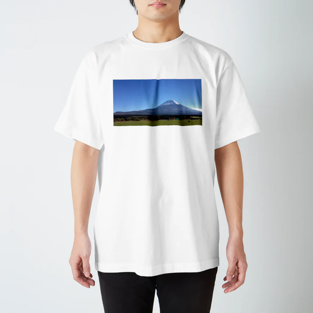 まるみなのゆるキャン△聖地ふもとっぱらフォトTシャツ Regular Fit T-Shirt