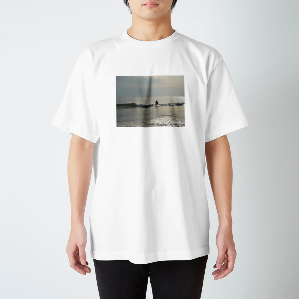 spspitzのsurfing スタンダードTシャツ