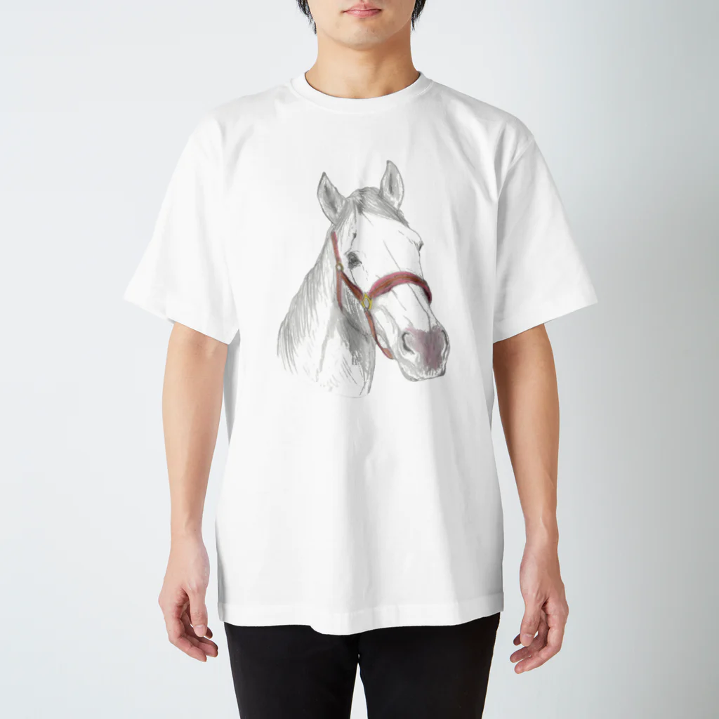 のんちゃん【ゆっくり競馬】ショップのサラブレッド芦毛 Regular Fit T-Shirt