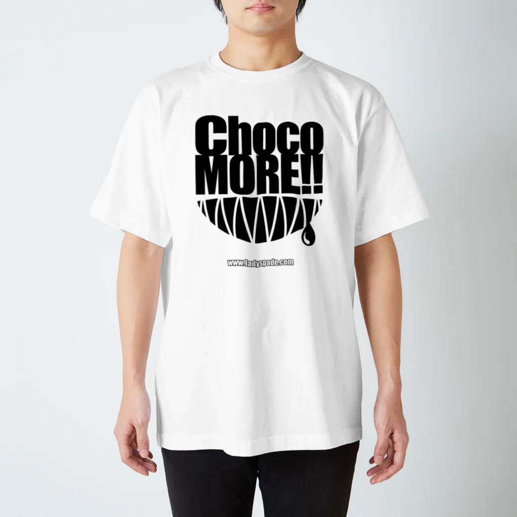 スペィドのおみせsuzuri支店のChocoMORE!! (復刻版・ホワイトボディ向け) Regular Fit T-Shirt