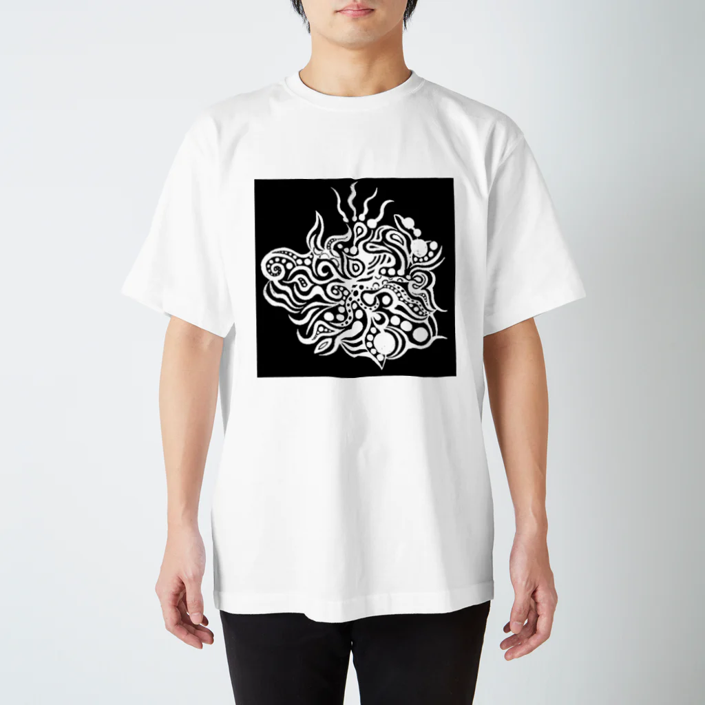 佐藤葉月王国のフェンリル Regular Fit T-Shirt