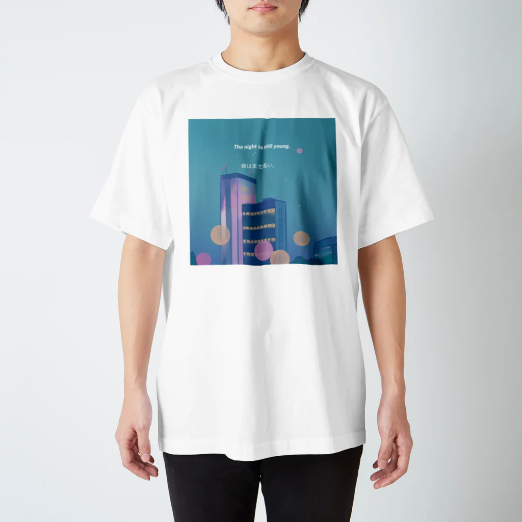 In_my_roomのシティーポップのアルバムジャケット風ビル群 Regular Fit T-Shirt