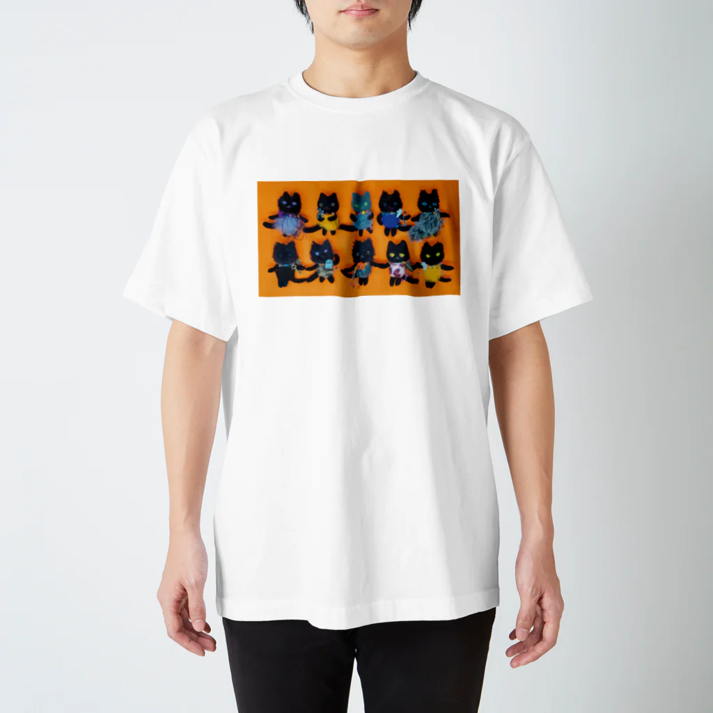 谷中画廊のクロネコ02 Regular Fit T-Shirt