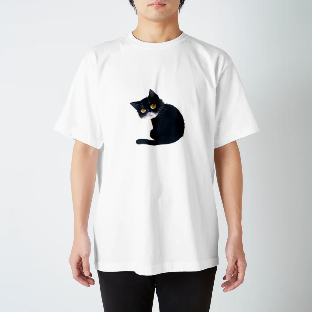 花猫の黒猫さん Regular Fit T-Shirt