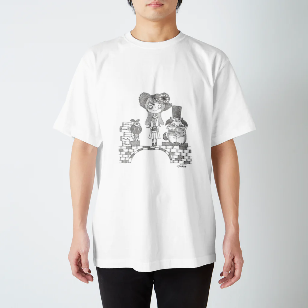 ブキミな住人のwhere to? Regular Fit T-Shirt