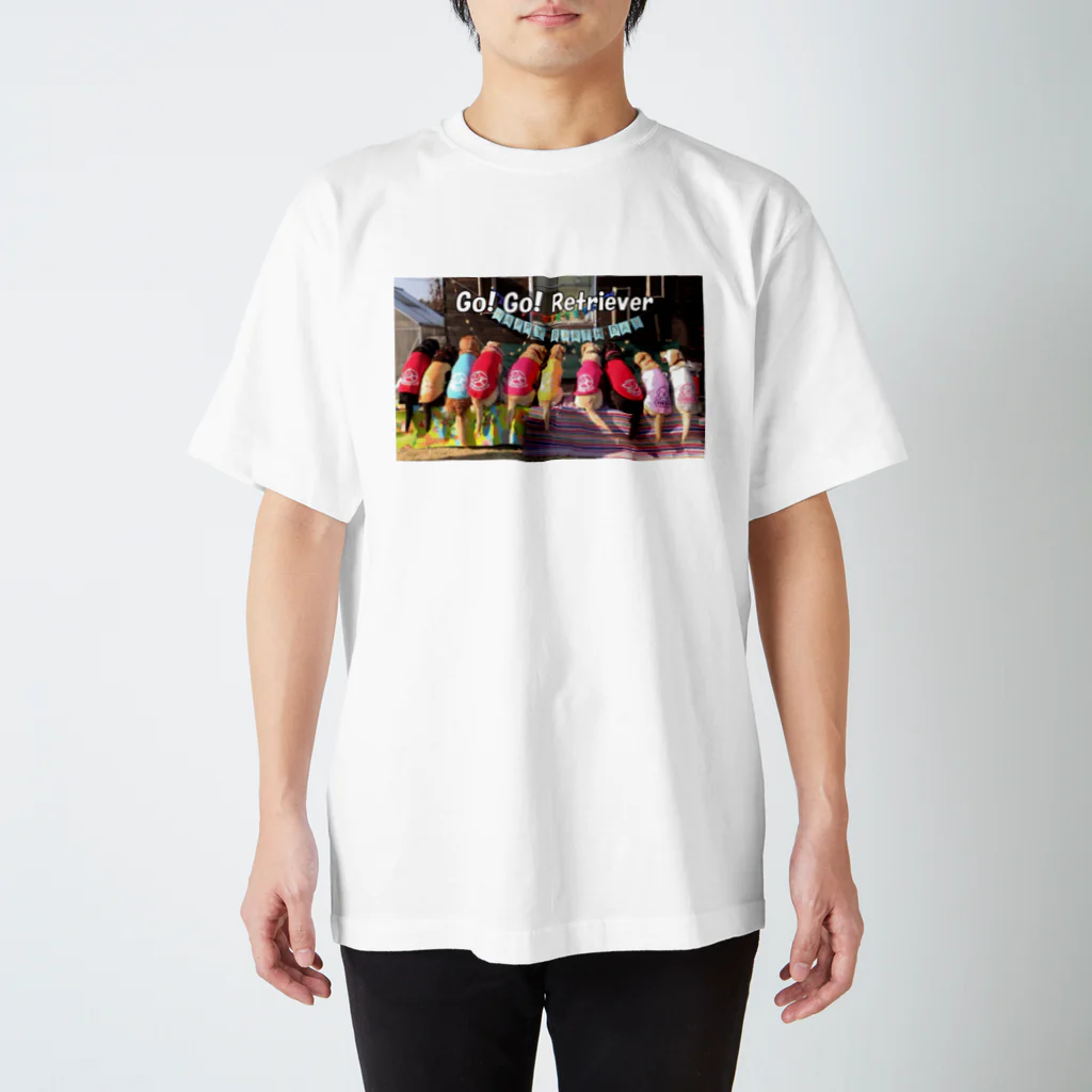 cheluseeのゴーゴーゴールデン Regular Fit T-Shirt