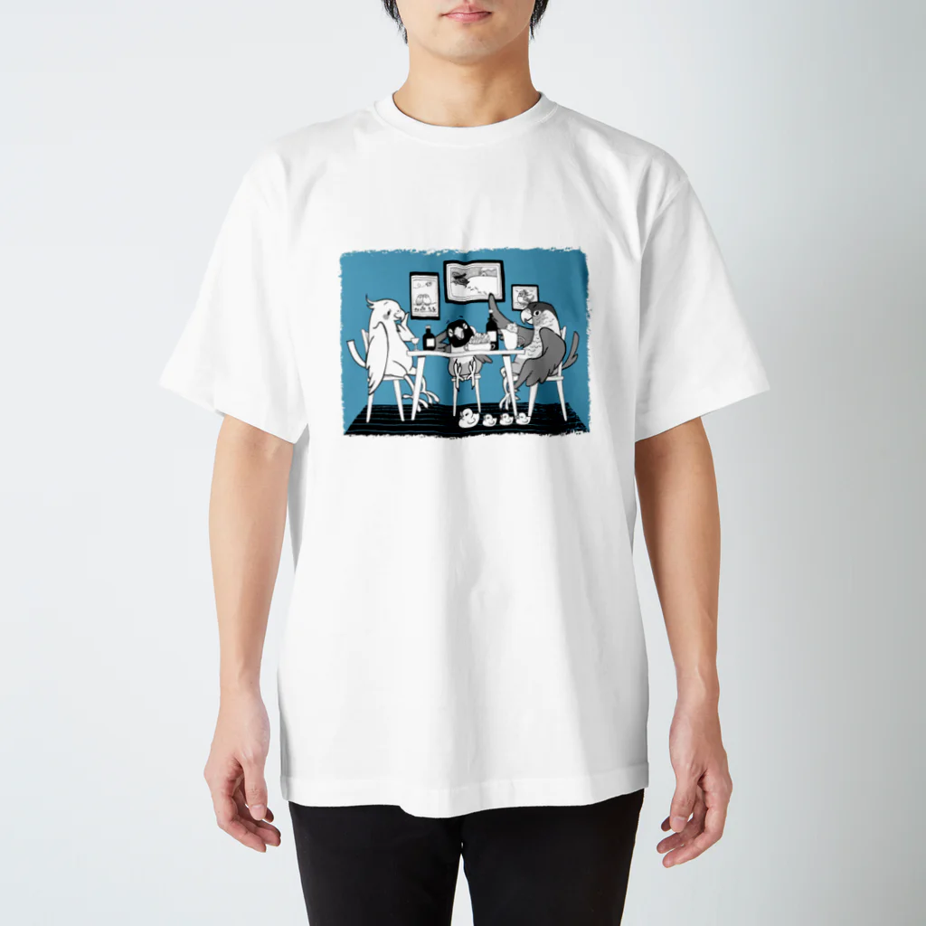 葉月京の北欧風インコ　食卓 Regular Fit T-Shirt