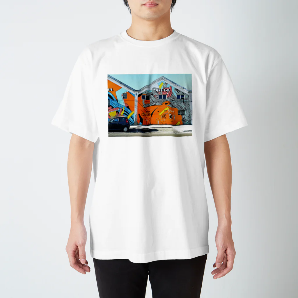 qoom_moopのLISBOA Regular Fit T-Shirt