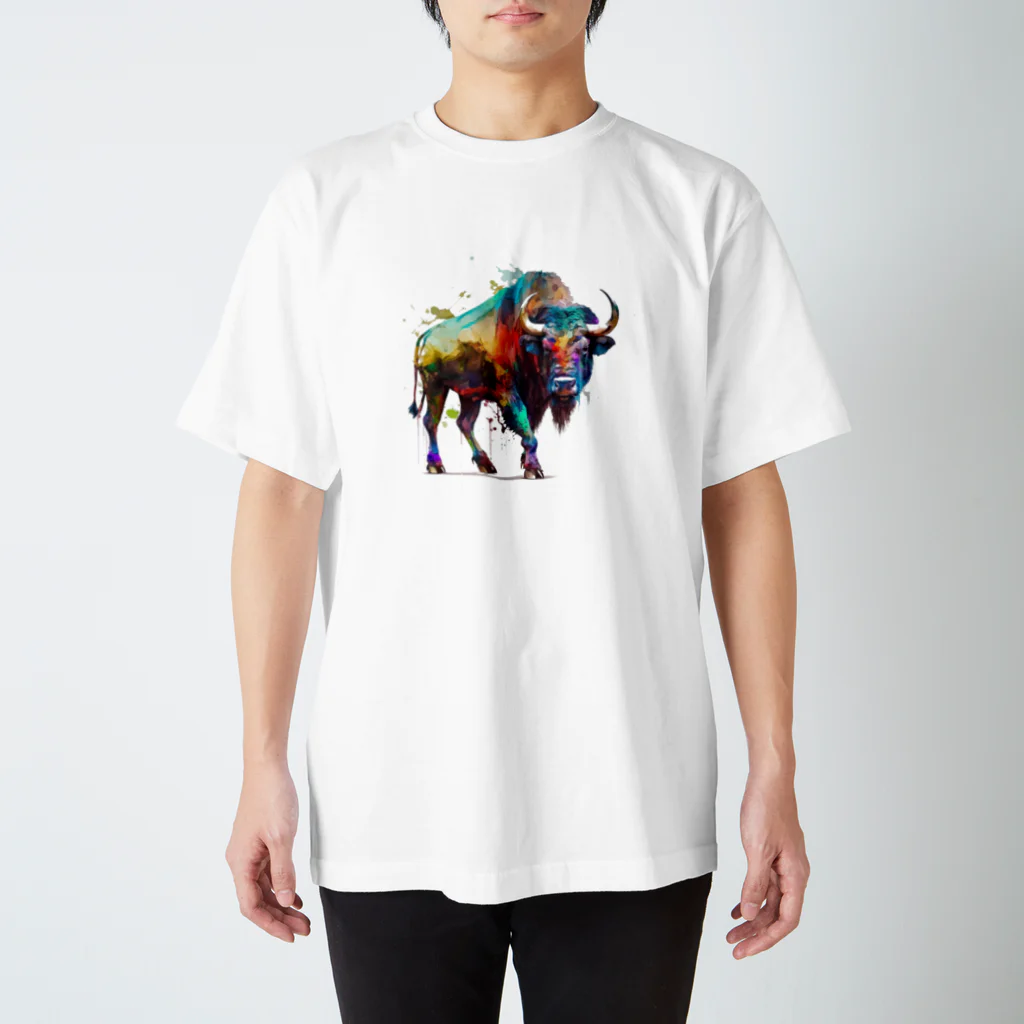 カラフルな動物図鑑のヨーロッパバイソン Regular Fit T-Shirt