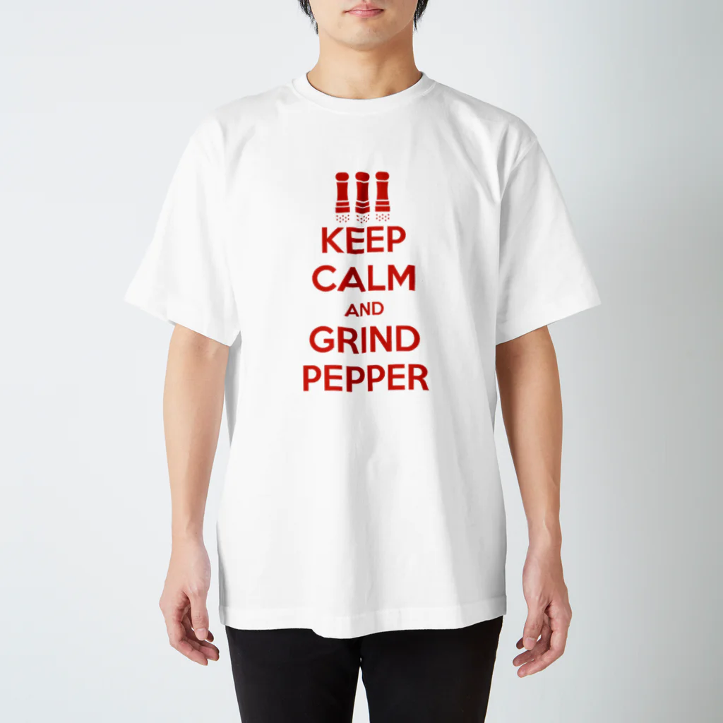 オノマトピアの平静を保ち、そしてコショウを挽こう（キープ・カーム・アンド・グラインド・ペッパー）KEEP CALM AND GRIND PEPPER・ペッパーミルパフォーマンス・文字赤 スタンダードTシャツ