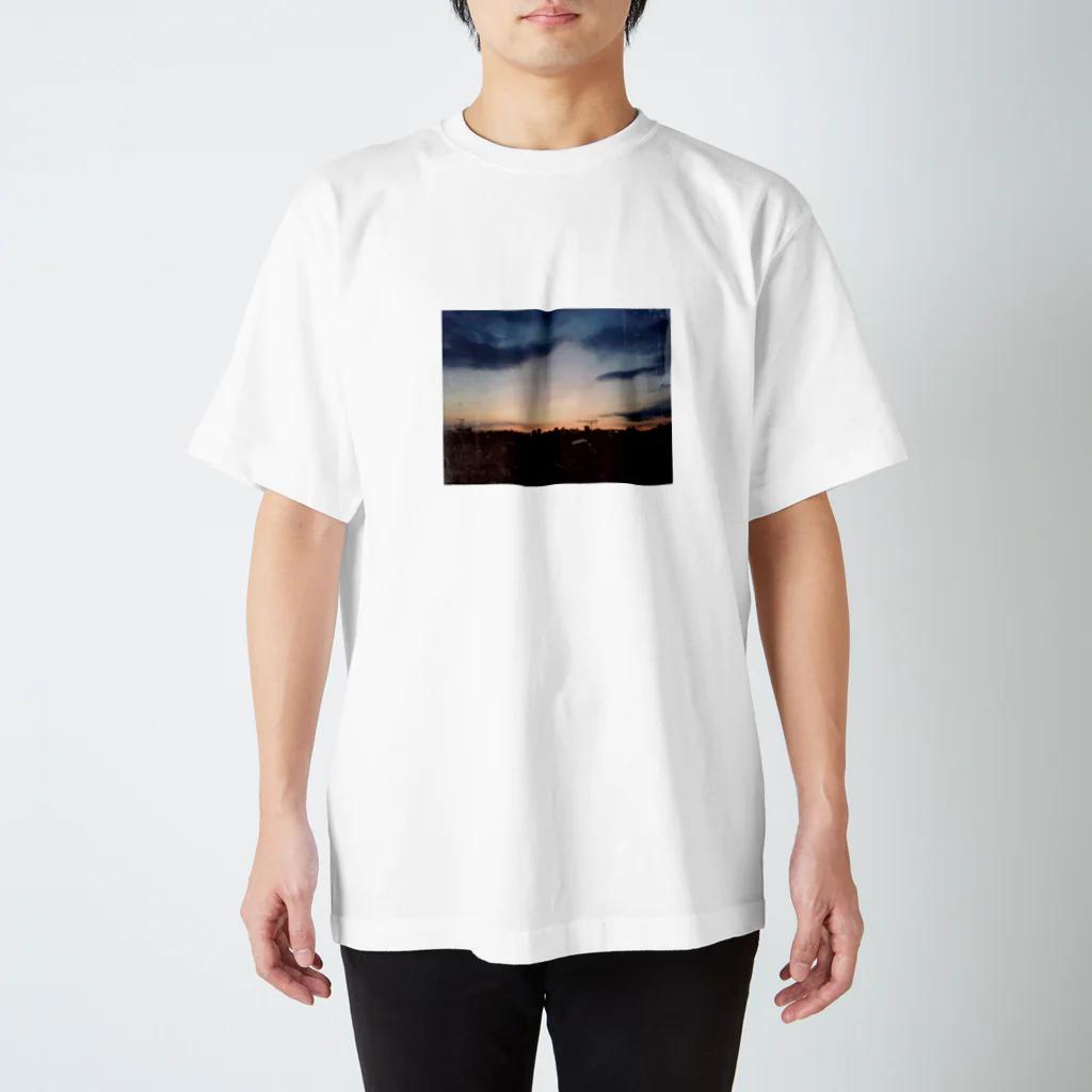 reisanの立石の夕暮れ1 Regular Fit T-Shirt