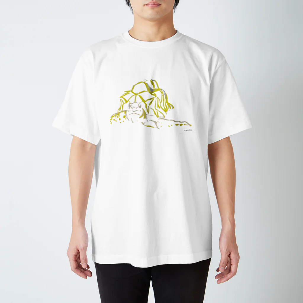 suppon_paradiseのノーブルなビルマホシガメさん Regular Fit T-Shirt