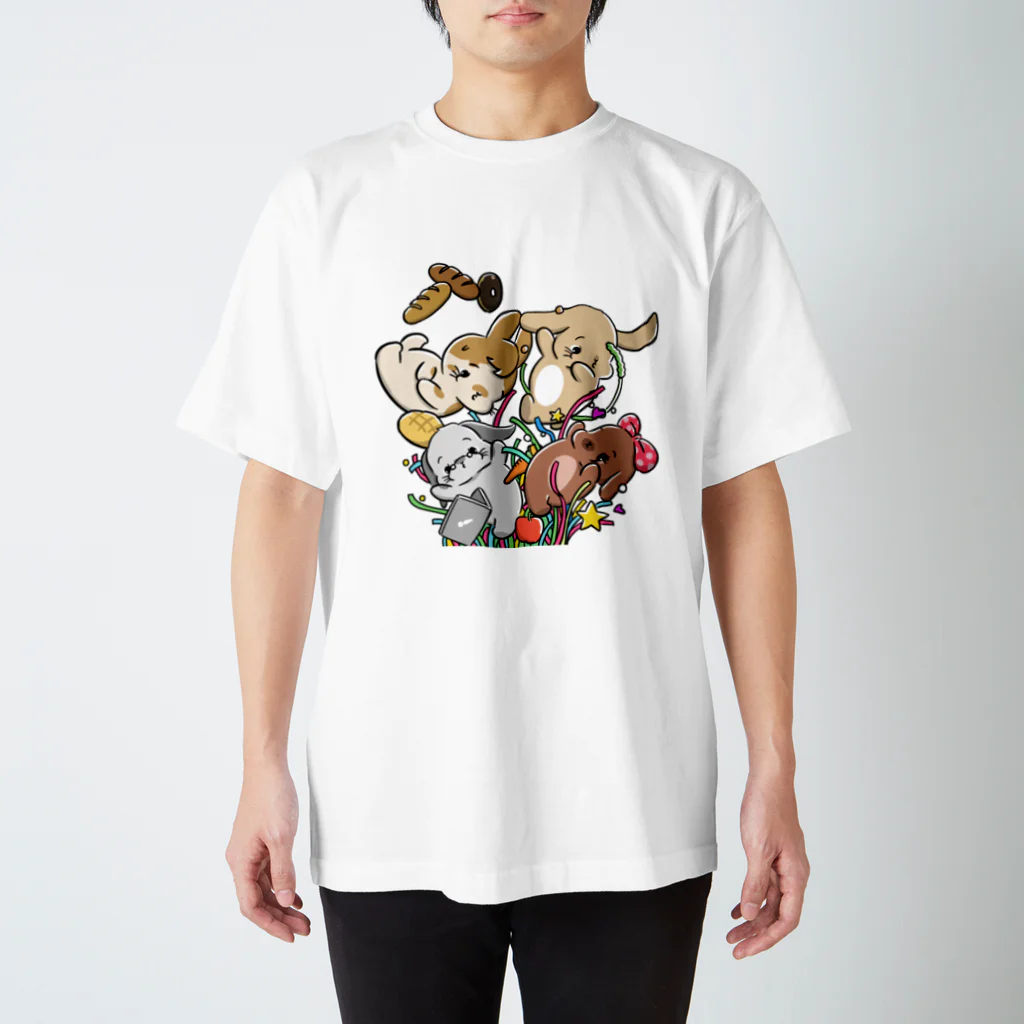 TAKUMIのもっちゃんと仲良しうさぎ4人組デザイン Regular Fit T-Shirt