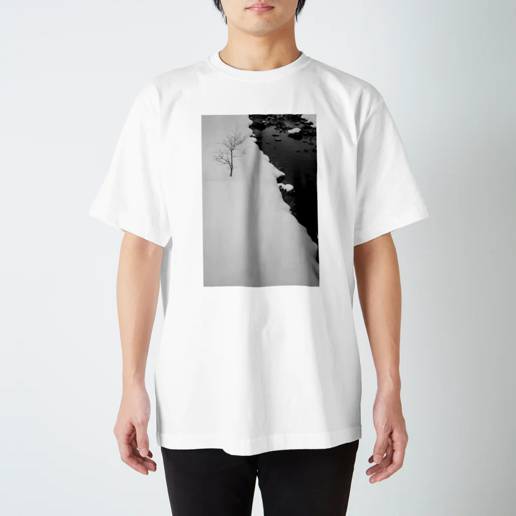 sakusaku の雪景色Tシャツ スタンダードTシャツ