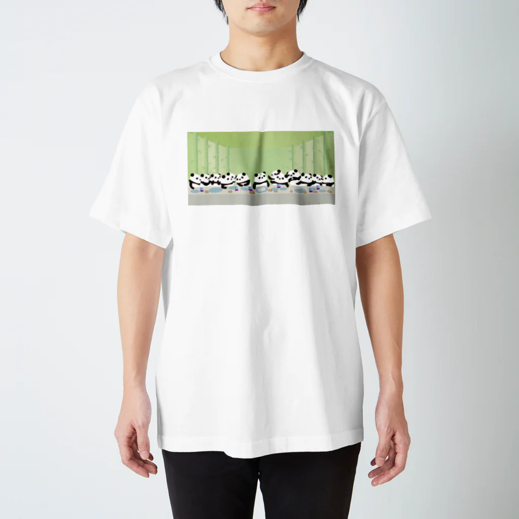 ZERO POINT 銀座のパンダの晩餐 Regular Fit T-Shirt