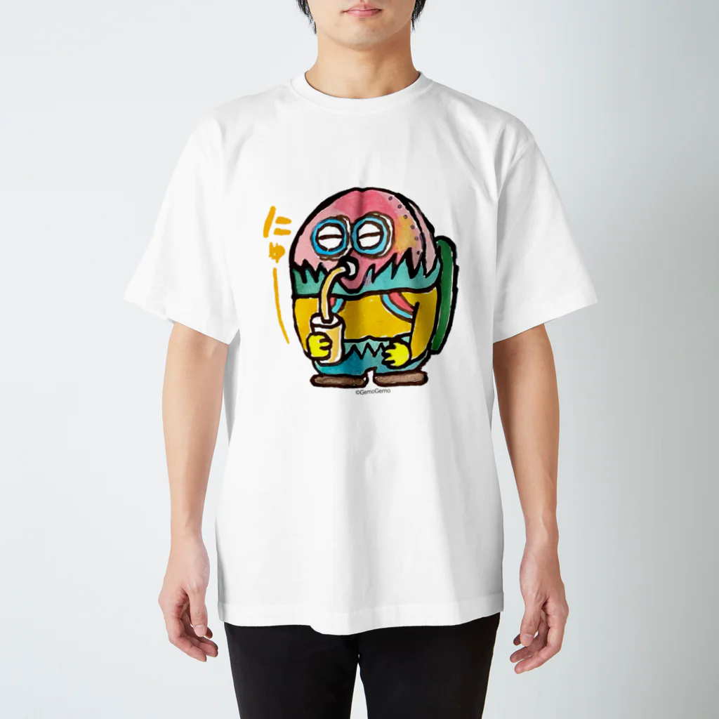 Gemo こうだともこのにゅー Regular Fit T-Shirt