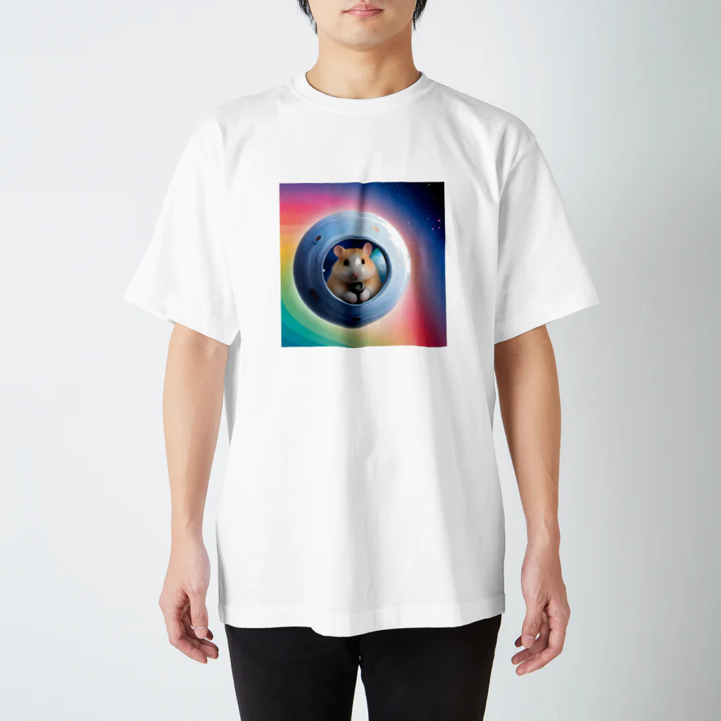 スペースハムハムの虹色宇宙遊泳ハム Regular Fit T-Shirt