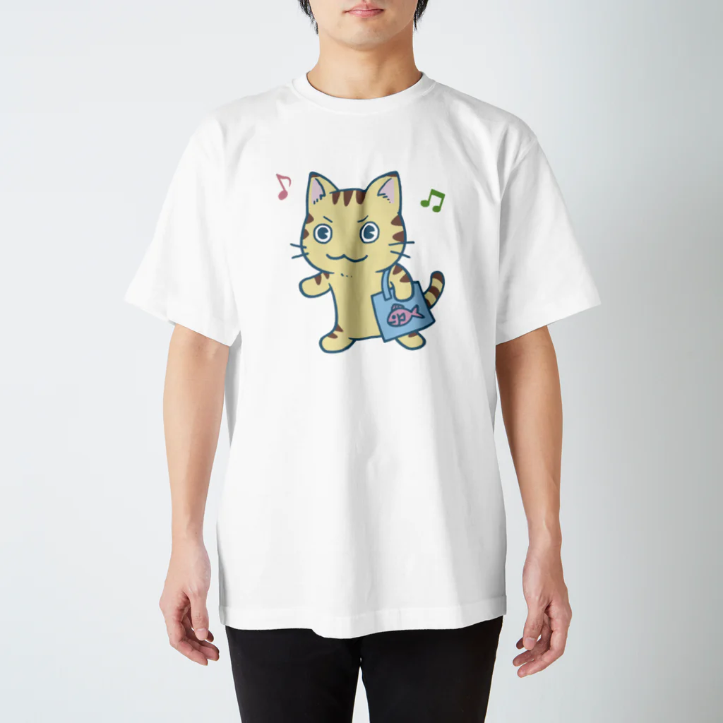 takyu_takkyのお出かけトラネコT Regular Fit T-Shirt