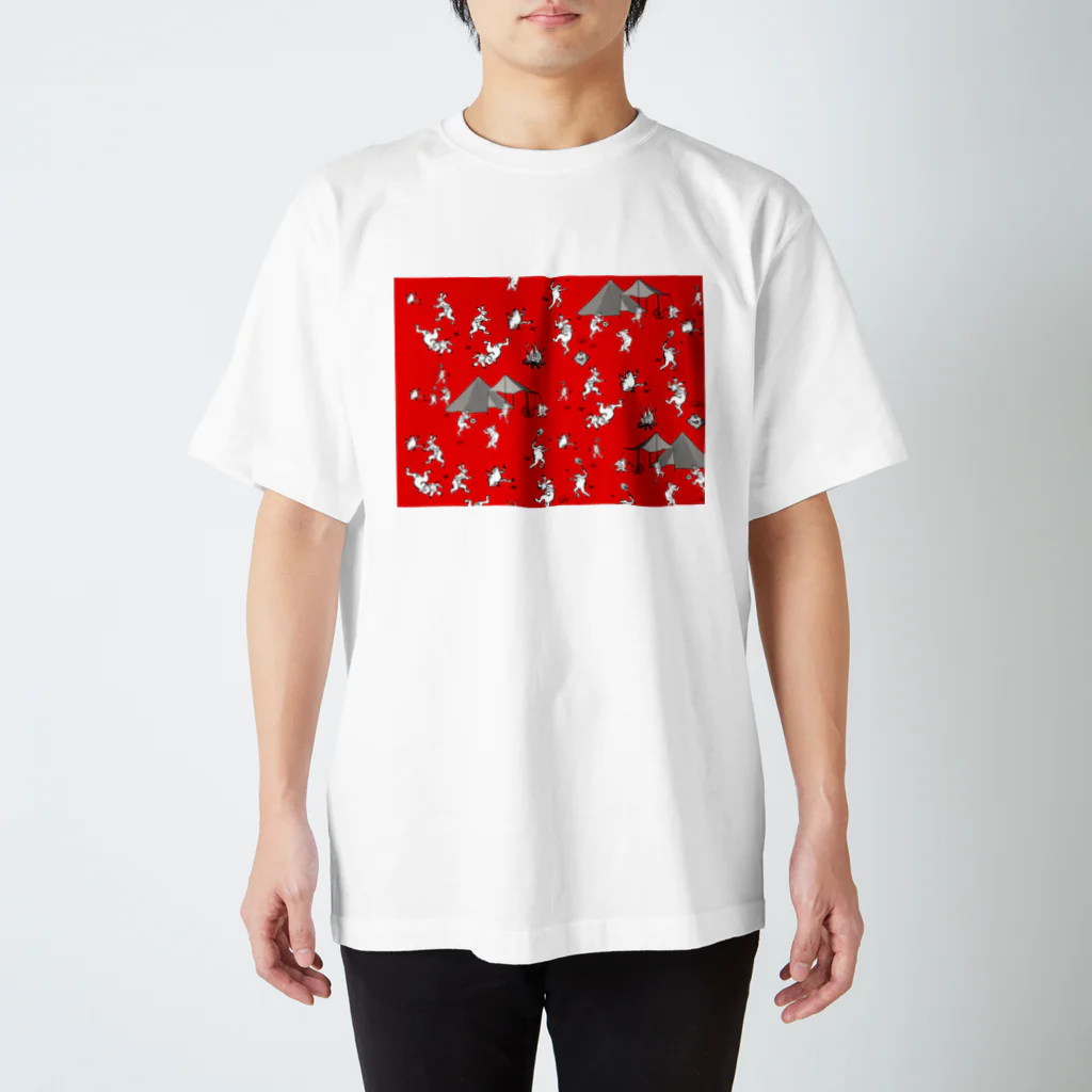 WAMI ARTの野営(キャンプ)　鳥獣戯画パロディ　赤 スタンダードTシャツ