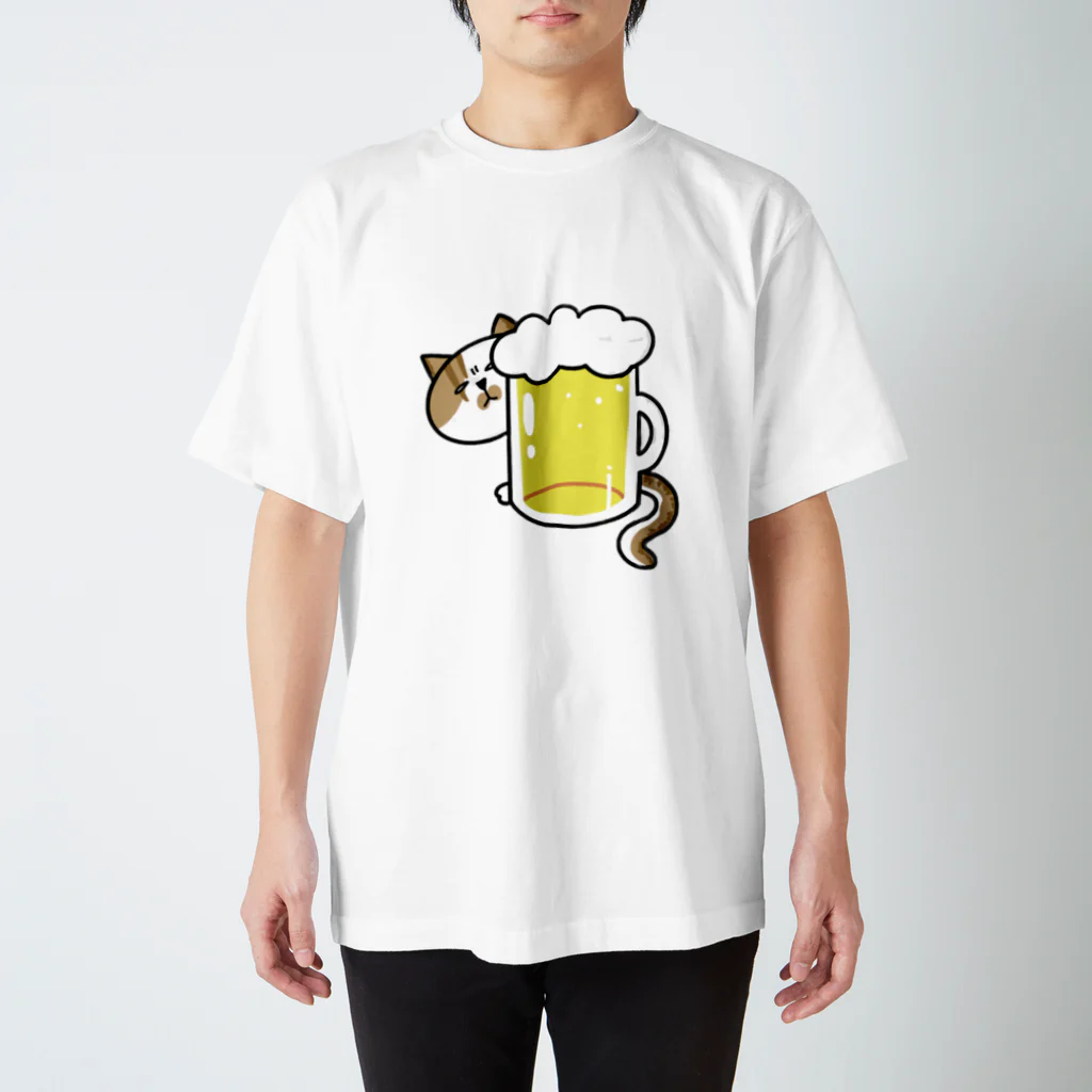 かんげんみつごのビール猫さま Regular Fit T-Shirt