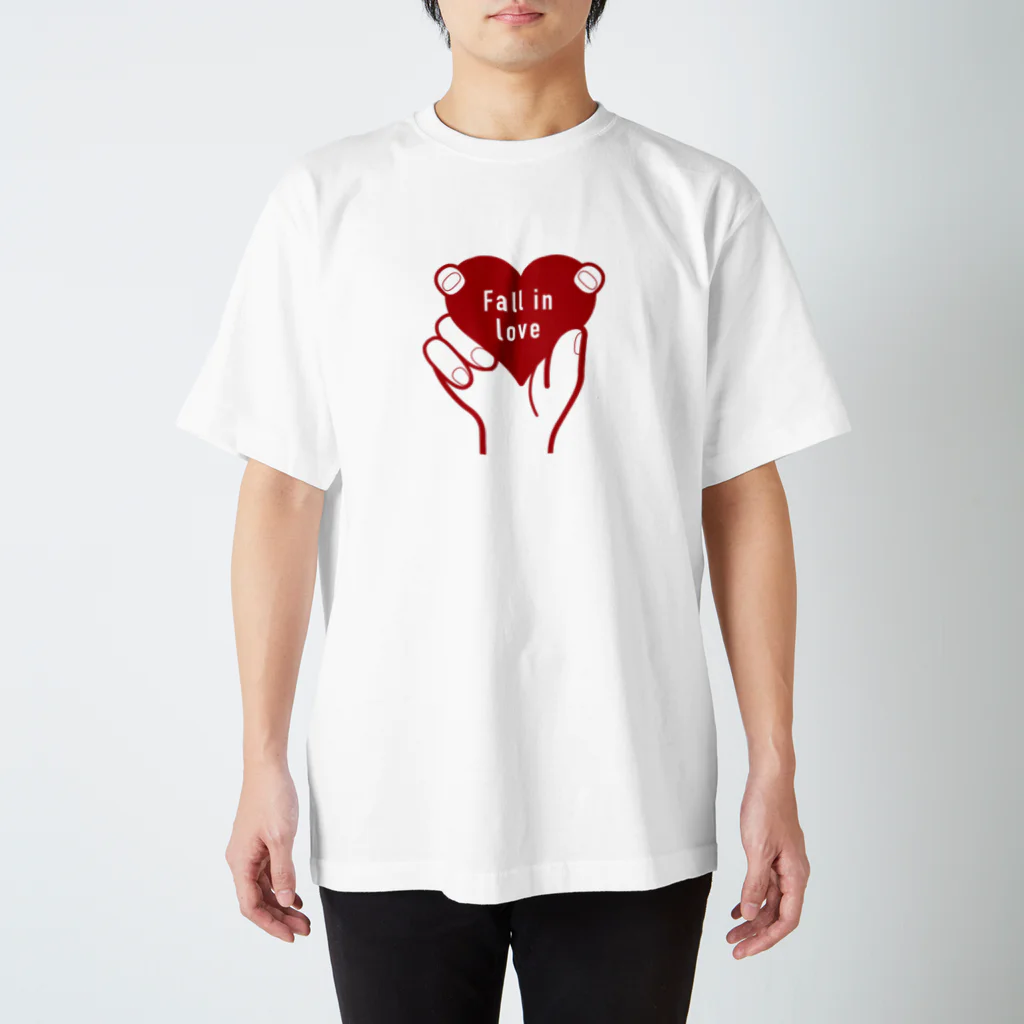 t-shirts-cafeのFall in love Regular Fit T-Shirt